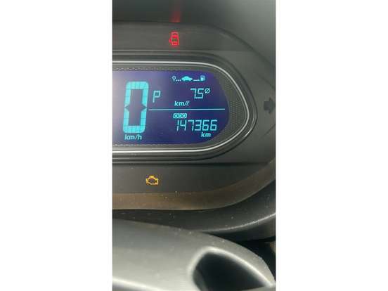 CHEVROLET-PRISMA-2013