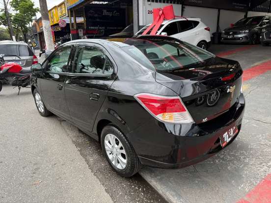 CHEVROLET-PRISMA-2015