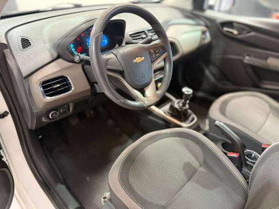 CHEVROLET-PRISMA-2016