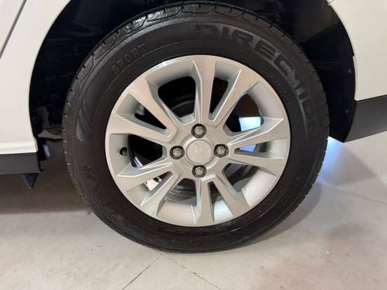 CHEVROLET-PRISMA-2016