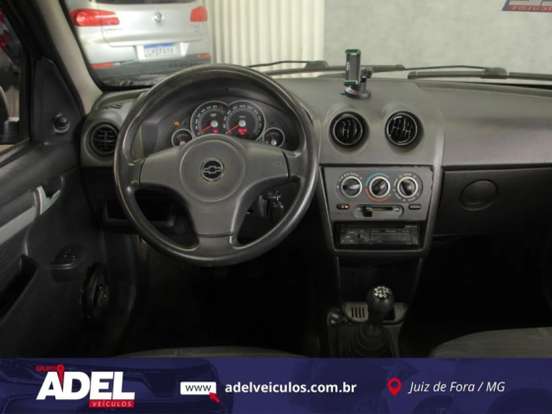 CHEVROLET-PRISMA-2007
