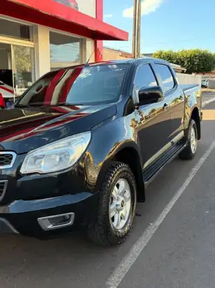 CHEVROLET-S10-2.4 LS 4X2 CD 8V FLEX 4P MANUAL CHEVROLET-S10-2013