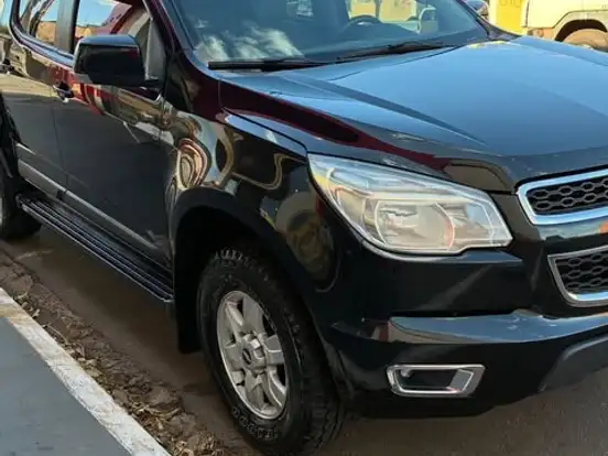CHEVROLET-S10-2.4 LS 4X2 CD 8V FLEX 4P MANUAL CHEVROLET-S10-2013