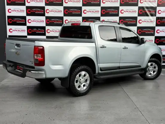 CHEVROLET-S10-2.4 LTZ 4X2 CD 8V FLEX 4P MANUAL CHEVROLET-S10-2013