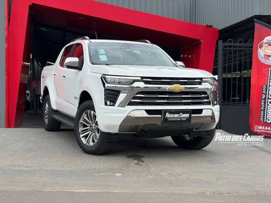 CHEVROLET S10 2.8 16V TURBO DIESEL HIGH COUNTRY CD 4X4 AUTOMÁTICO