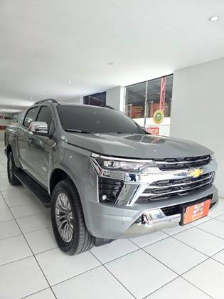 CHEVROLET S10 2.8 16V TURBO DIESEL HIGH COUNTRY CD 4X4 AUTOMÁTICO