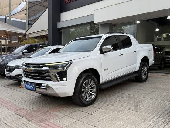 CHEVROLET S10 2.8 16V TURBO DIESEL HIGH COUNTRY CD 4X4 AUTOMÁTICO
