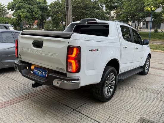 CHEVROLET-S10-2.8 16V TURBO DIESEL HIGH COUNTRY CD 4X4 AUTOMÁTICO CHEVROLET-S10-2024