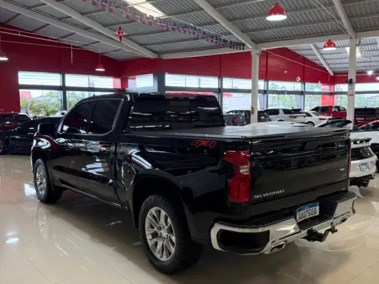 CHEVROLET-SILVERADO-3.0 V6 DURAMAX DIESEL 1500 LTZ 4WD AUTOMÁTICO CHEVROLET-SILVERADO-2021