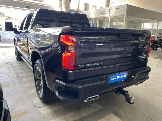 CHEVROLET-SILVERADO-5.3 V8 GASOLINA 1500 HIGH COUNTRY 4X4 AUTOMÁTICO CHEVROLET-SILVERADO-2023