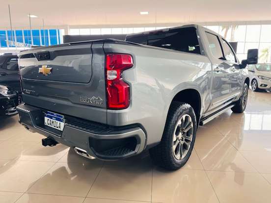 CHEVROLET-SILVERADO-5.3 V8 GASOLINA 1500 HIGH COUNTRY 4X4 AUTOMÁTICO CHEVROLET-SILVERADO-2024