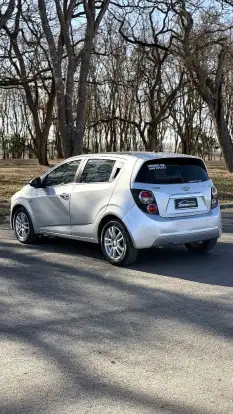CHEVROLET-SONIC-2012