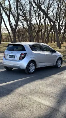 CHEVROLET-SONIC-2012