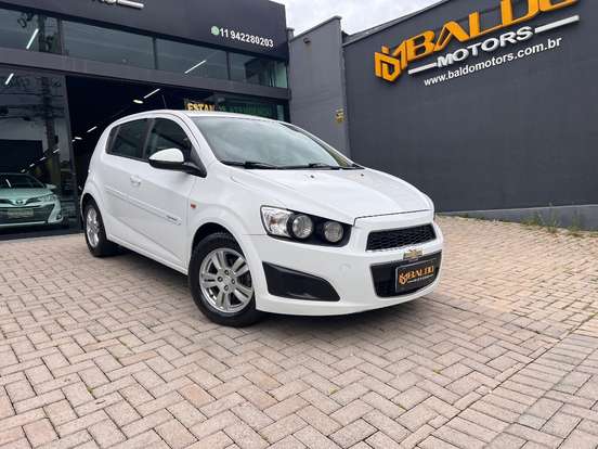 CHEVROLET-SONIC-2014