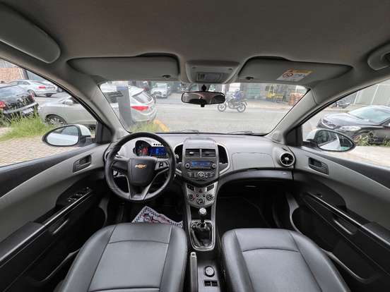 CHEVROLET-SONIC-1.6 LT 16V FLEX 4P MANUAL CHEVROLET-SONIC-2014
