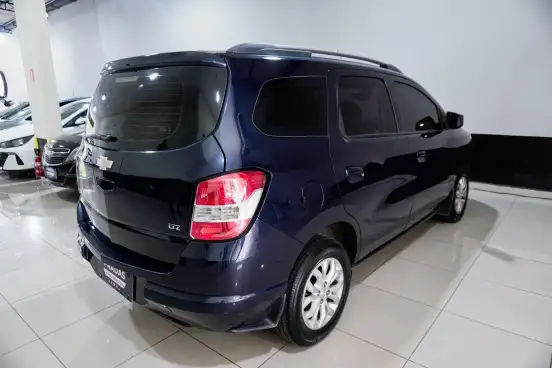 CHEVROLET-SPIN-2017
