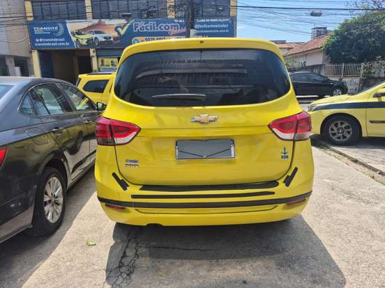 CHEVROLET-SPIN-1.8 LS 8V FLEX 4P MANUAL CHEVROLET-SPIN-2023