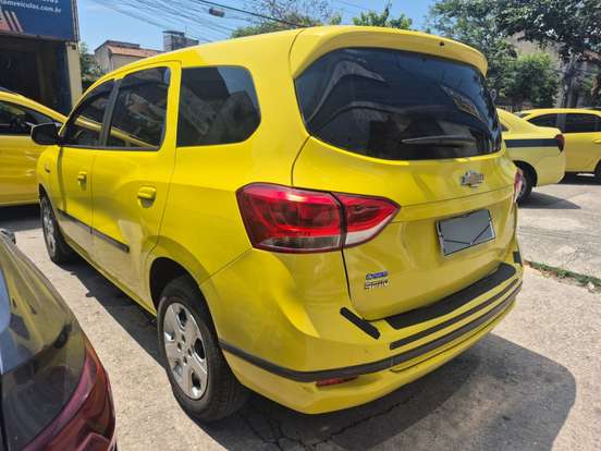 CHEVROLET-SPIN-1.8 LS 8V FLEX 4P MANUAL CHEVROLET-SPIN-2023