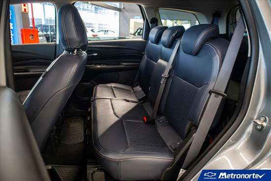 CHEVROLET-SPIN-1.8 PREMIER 8V FLEX 4P AUTOMÁTICO CHEVROLET-SPIN-2025