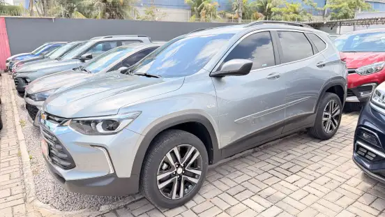 CHEVROLET-TRACKER-2023