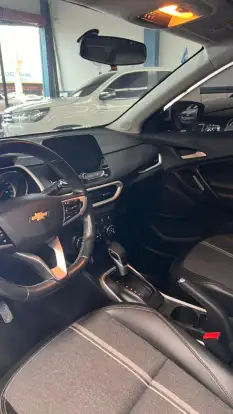 CHEVROLET-TRACKER-2021
