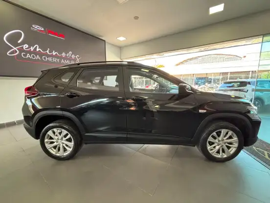 CHEVROLET-TRACKER-2023