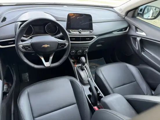 CHEVROLET-TRACKER-2024