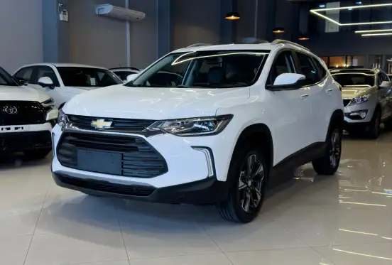 CHEVROLET-TRACKER-2023
