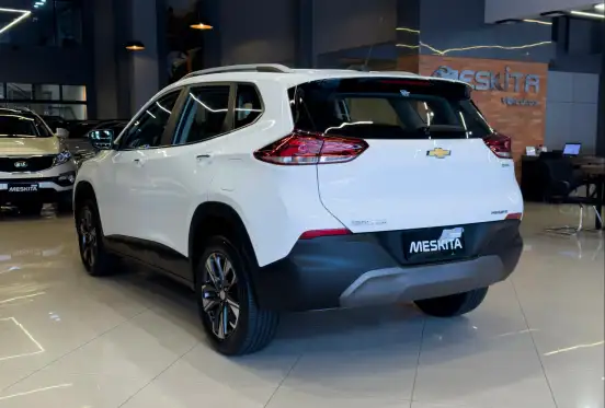 CHEVROLET-TRACKER-2023