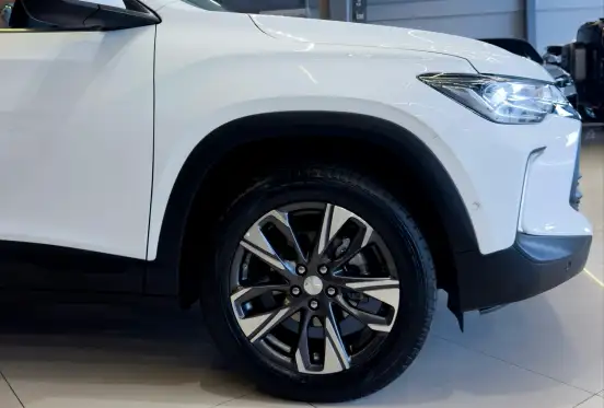 CHEVROLET-TRACKER-2023