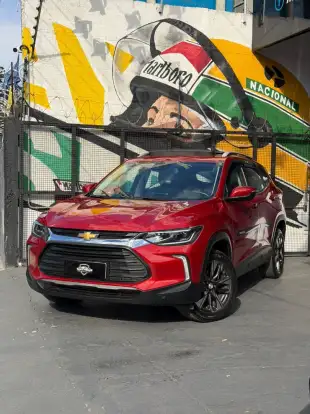 CHEVROLET-TRACKER-2023