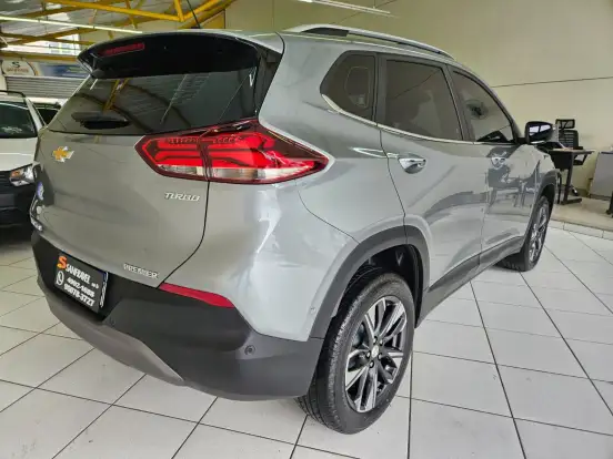 CHEVROLET-TRACKER-2025