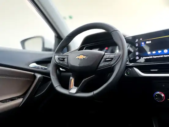 CHEVROLET-TRACKER-2025