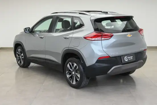 CHEVROLET-TRACKER-2023