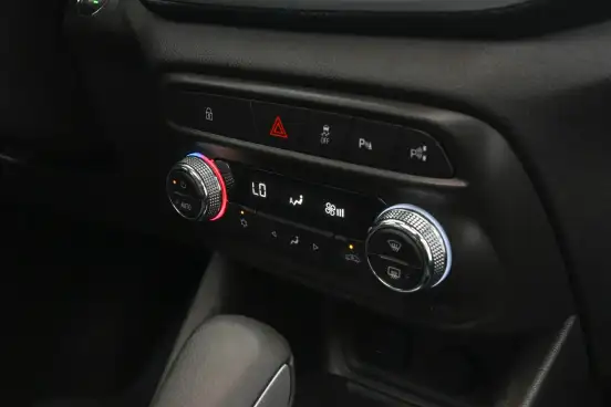 CHEVROLET-TRACKER-2023