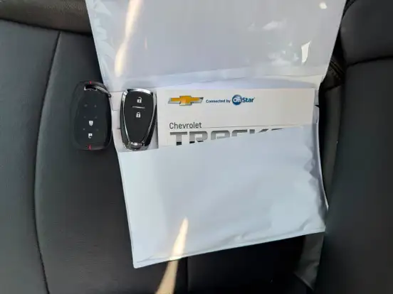 CHEVROLET-TRACKER-2019