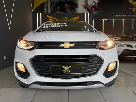 CHEVROLET-TRACKER-2017