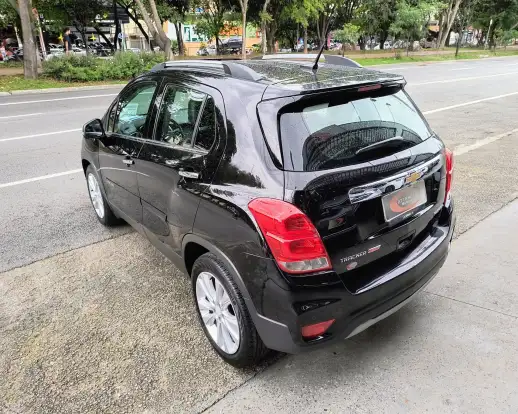 CHEVROLET-TRACKER-2018