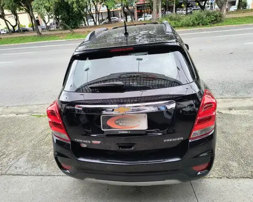 CHEVROLET-TRACKER-2018