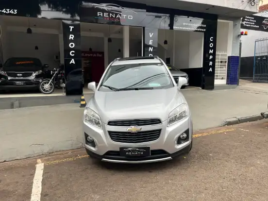 CHEVROLET-TRACKER-2015