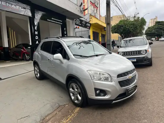CHEVROLET-TRACKER-2015