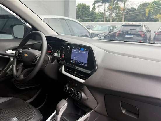 CHEVROLET-TRACKER-2025