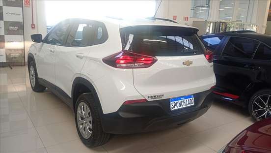 CHEVROLET-TRACKER-2023