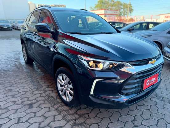 CHEVROLET-TRACKER-2023