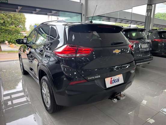 CHEVROLET-TRACKER-2020