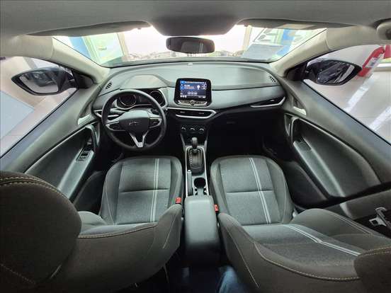 CHEVROLET-TRACKER-2023