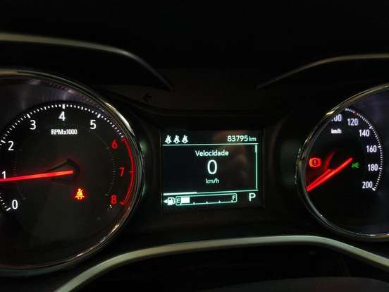CHEVROLET-TRACKER-2023