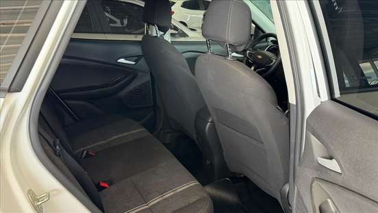 CHEVROLET-TRACKER-2025