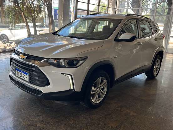 CHEVROLET-TRACKER-2022
