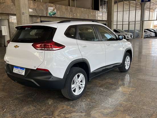CHEVROLET-TRACKER-2022